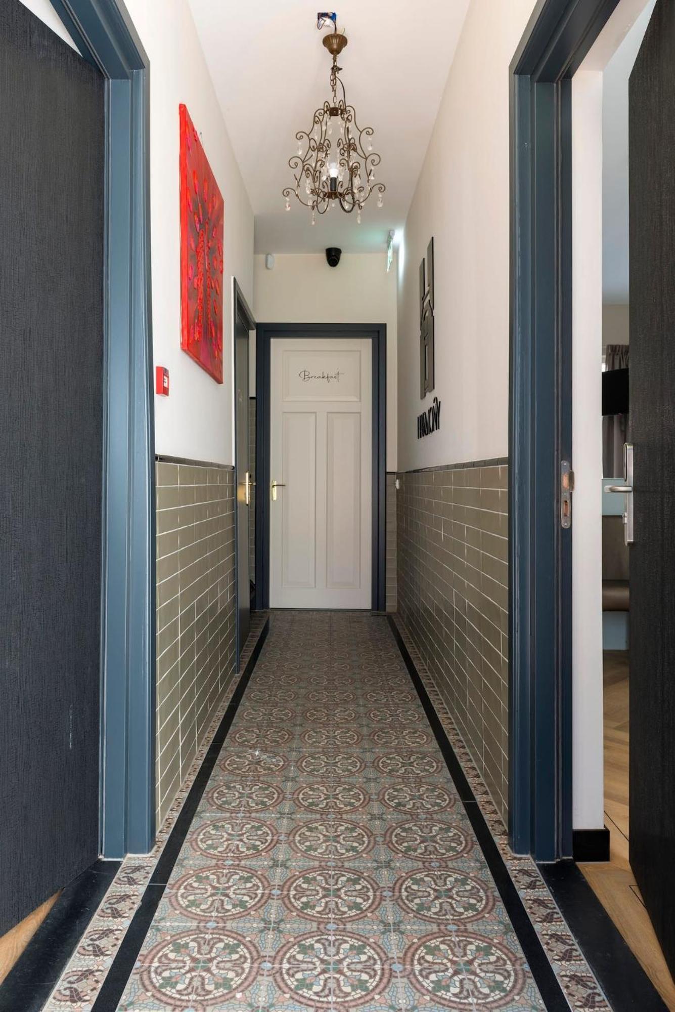 Petite Room With Wifi, Ac, And Shared Kitchen 튈뷔르흐 외부 사진