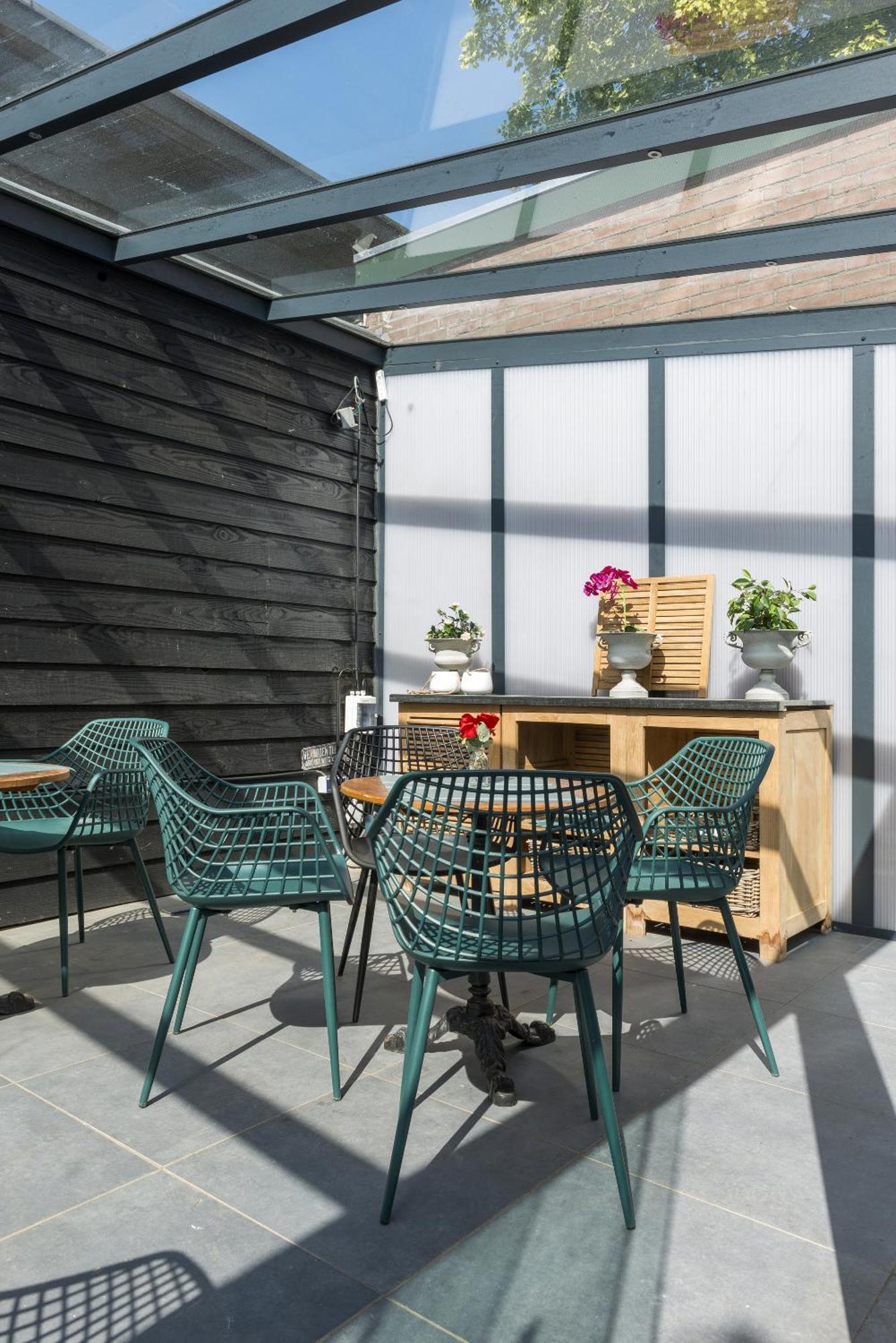 Petite Room With Wifi, Ac, And Shared Kitchen 튈뷔르흐 외부 사진